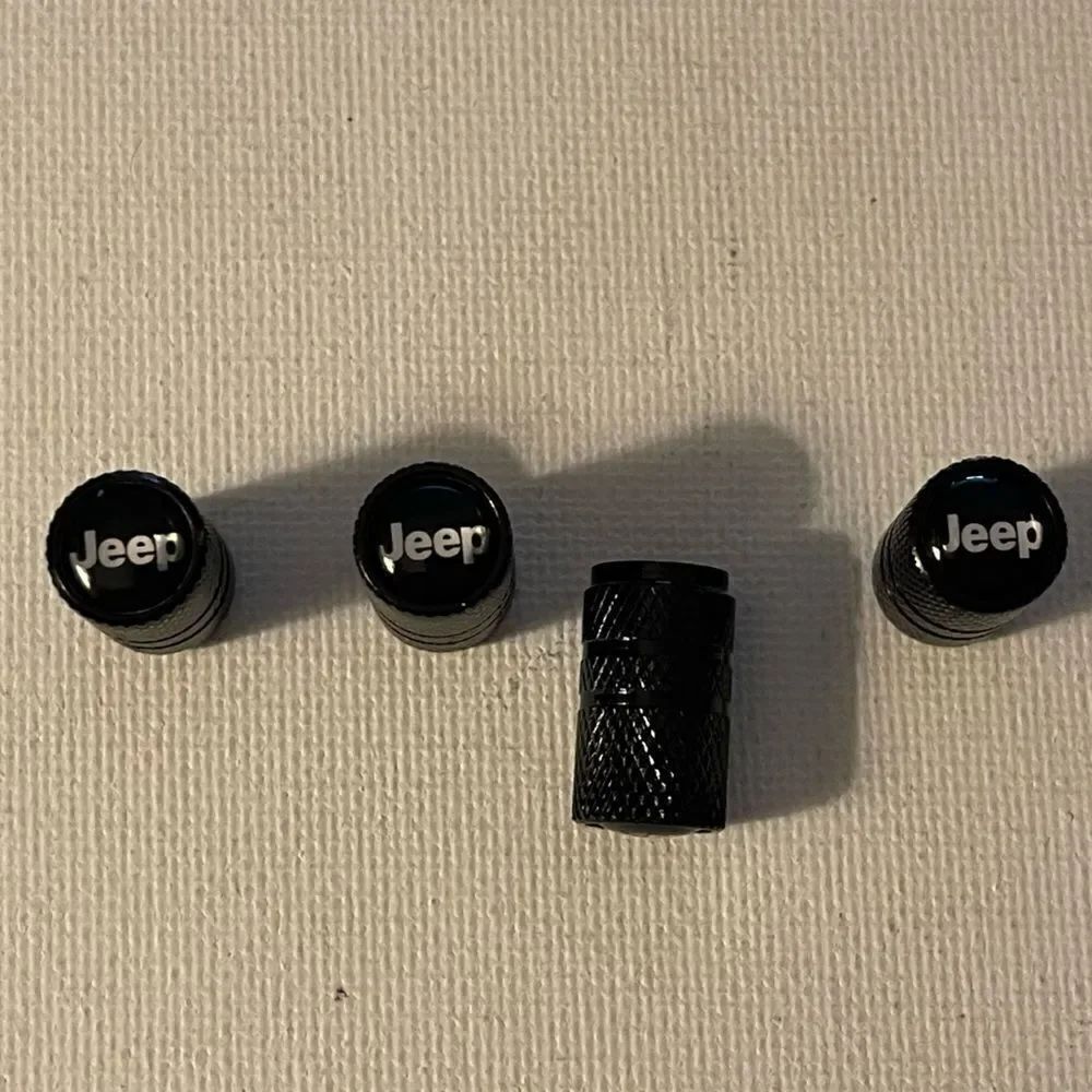 Jeep Valve Stem Caps in Black set of 4 NWT